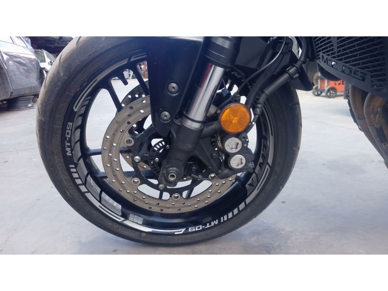 Recambio de llanta para yamaha mt mt-09 (rn83) referencia OEM IAM   