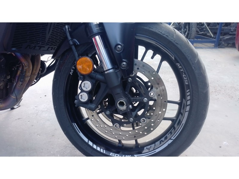 Recambio de llanta para yamaha mt mt-09 (rn83) referencia OEM IAM   
