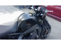 Recambio de deposito combustible para yamaha mt mt-09 (rn83) referencia OEM IAM  B7N2411000P1  2
