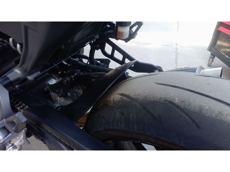 Recambio de guardabarros trasero para yamaha mt mt-09 (rn83) referencia OEM IAM   