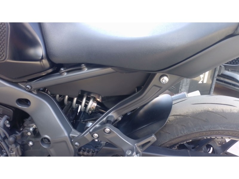 Recambio de subchasis trasero para yamaha mt mt-09 (rn83) referencia OEM IAM   