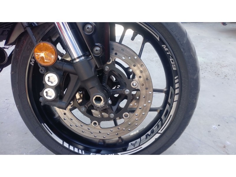 Recambio de disco freno delantero derecho para yamaha mt mt-09 (rn83) referencia OEM IAM   