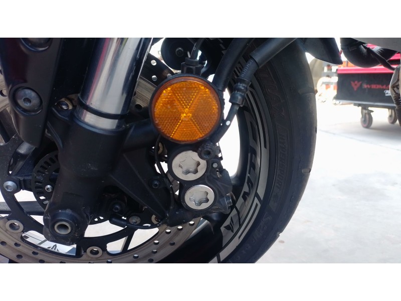 Recambio de pinza de freno delantera izquierda para yamaha mt mt-09 (rn83) referencia OEM IAM   