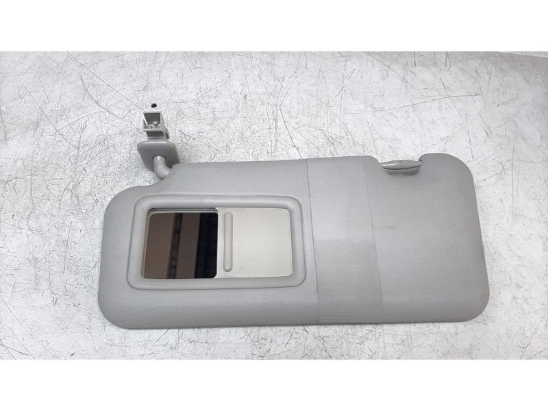 Recambio de parasol izquierdo para mazda cx-3 2.0 cat referencia OEM IAM DB5J69320A75  