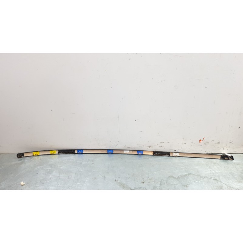 Recambio de barras techo para mercedes-benz clase a (bm 177) a 200 (177.087) referencia OEM IAM A1776903132333400  