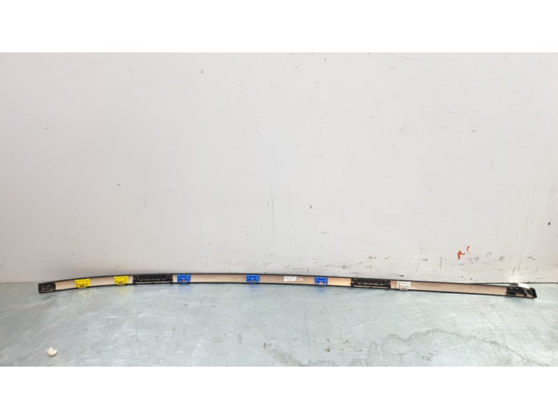 Recambio de barras techo para mercedes-benz clase a (bm 177) a 200 (177.087) referencia OEM IAM A1776903132333400  
