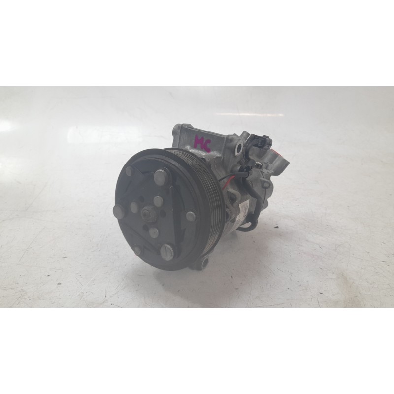 Recambio de compresor aire acondicionado para renault clio v (b7_) 1.5 blue dci 85 (b7ag) referencia OEM IAM 926009126R 00605811