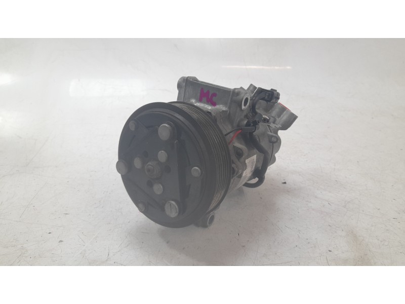 Recambio de compresor aire acondicionado para renault clio v (b7_) 1.5 blue dci 85 (b7ag) referencia OEM IAM 926009126R 00605811