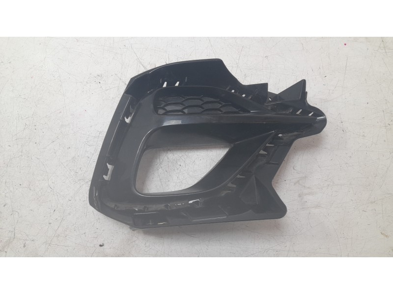 Recambio de moldura paragolpe delantera derecha para mg zs suv (azs1) 1.0 t-gdi referencia OEM IAM 10699378  