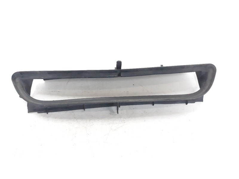 Recambio de calandra delantera de radiador para porsche 911 (typ 997) carrera s coupe referencia OEM IAM 99757514100  