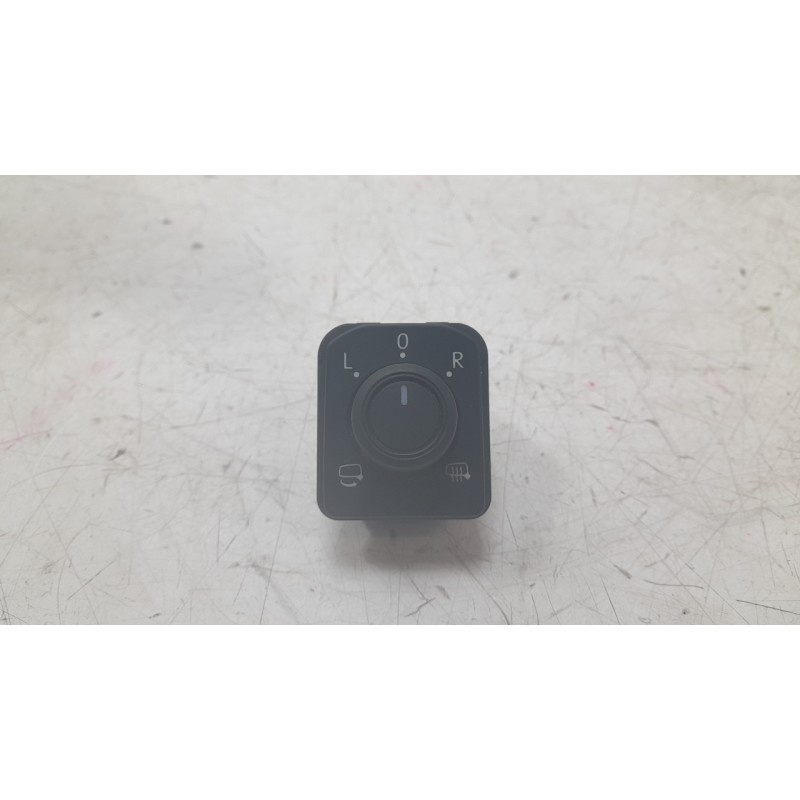 Recambio de mando retrovisor para volkswagen polo vi (aw1, bz1, ae1) 1.0 tsi referencia OEM IAM 3G0959565B  