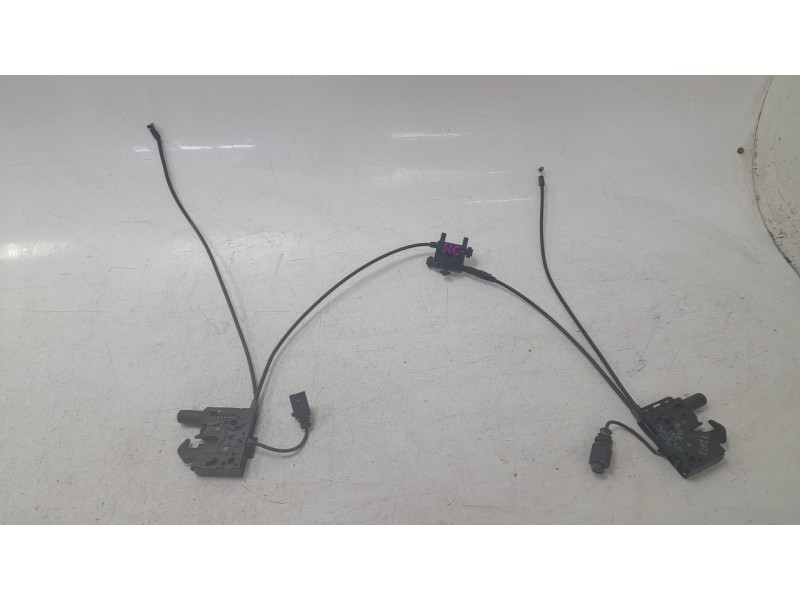 Recambio de cerradura capo para audi a4 b9 (8w2, 8wc) 40 tfsi mild hybrid referencia OEM IAM 8W0823509E  EZCAU087