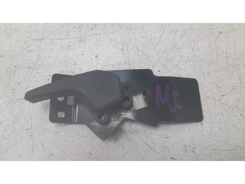 Recambio de cerradura capo para audi a4 b9 (8w2, 8wc) 40 tfsi mild hybrid referencia OEM IAM 8W0823661D  
