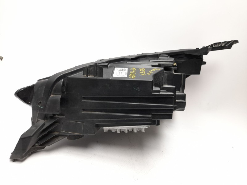 Recambio de faro derecho para opel corsa f (p2jo) corsa-e (68) referencia OEM IAM 39162659  