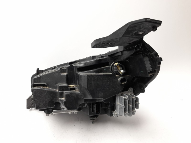Recambio de faro derecho para opel corsa f (p2jo) corsa-e (68) referencia OEM IAM 39162659  