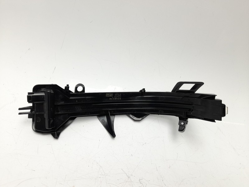 Recambio de piloto retrovisor derecho para bmw x1 (u11) xdrive 20 d mild-hybrid referencia OEM IAM 51165A16106  