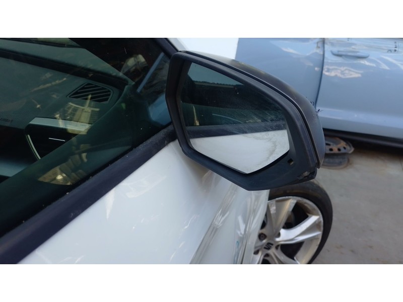 Recambio de retrovisor derecho para seat leon (kl1, klg) 1.0 tsi referencia OEM IAM   