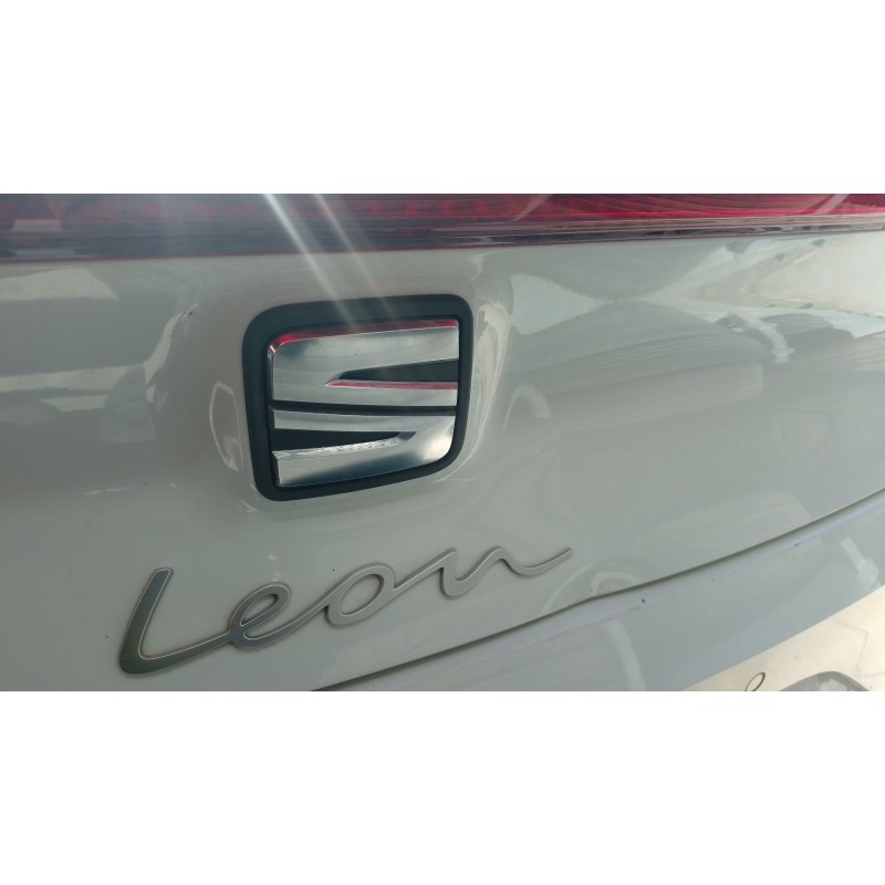 Recambio de maneta exterior porton para seat leon (kl1, klg) 1.0 tsi referencia OEM IAM   