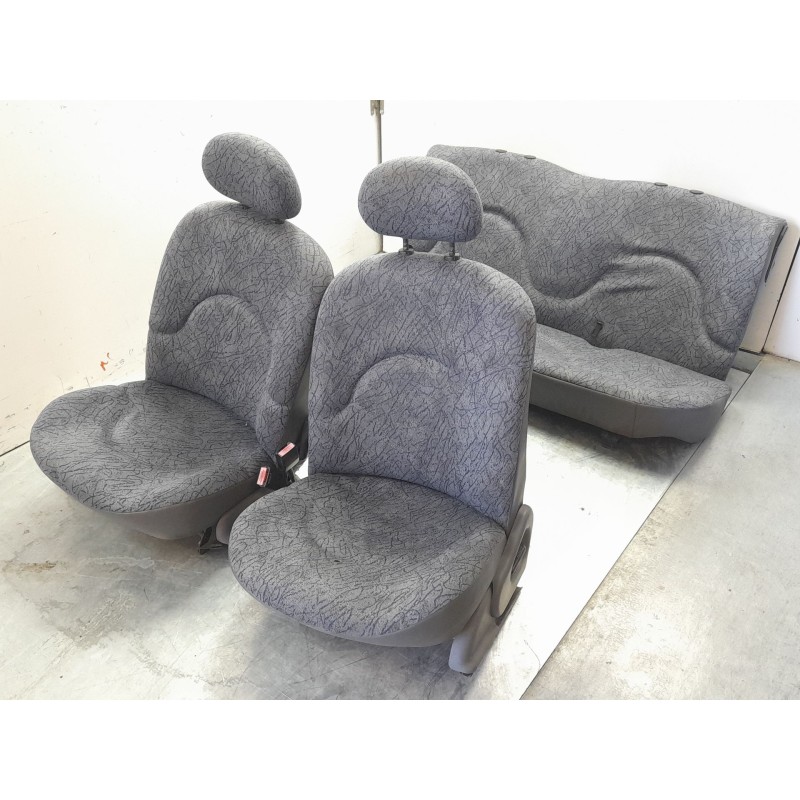 Recambio de juego asientos completo para renault clio i (b/c57_, 5/357_) 1.2 (5/357y, 5/357k) referencia OEM IAM   