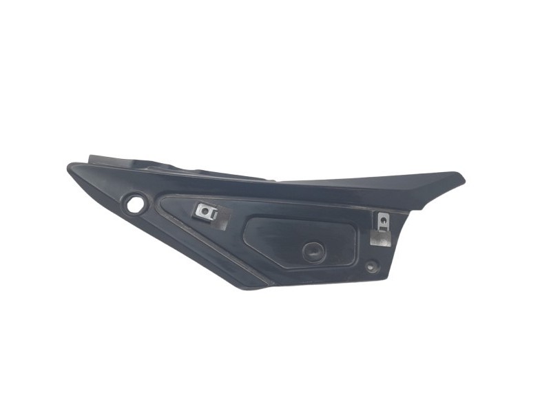 Recambio de moldura para mondial cr / 0 / 0 hps cafe racer referencia OEM IAM 679627  