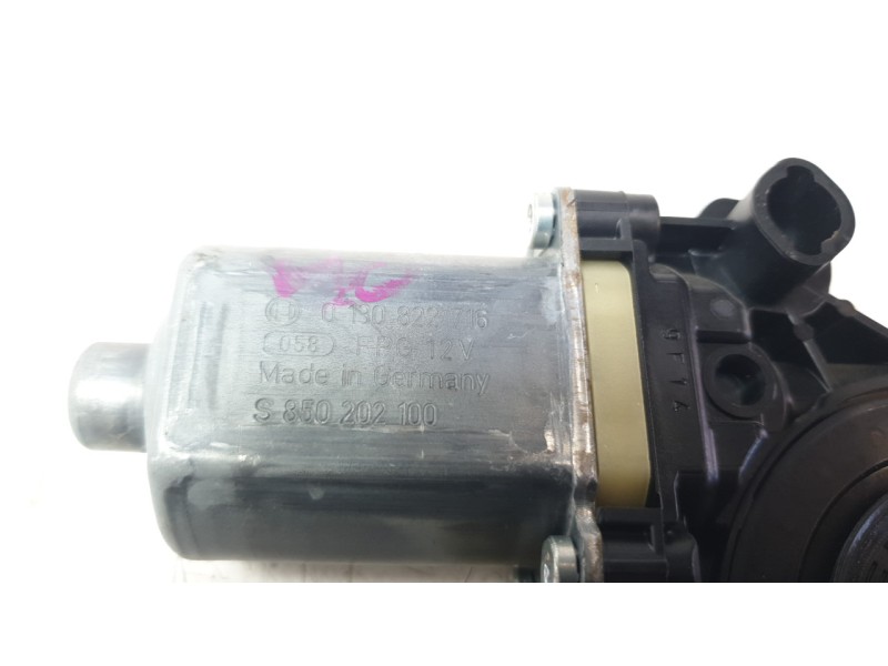 Recambio de motor elevalunas delantero derecho para seat leon (5f1) 1.6 tdi referencia OEM IAM 5Q0959802B  