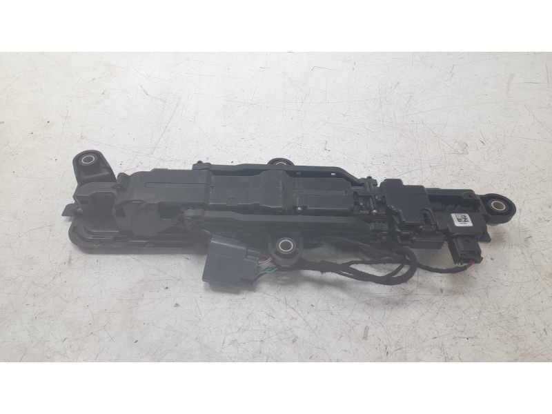 Recambio de maneta exterior trasera izquierda para land rover range rover velar (l560) 2.0 p300 si4 4x4 referencia OEM IAM J8A22