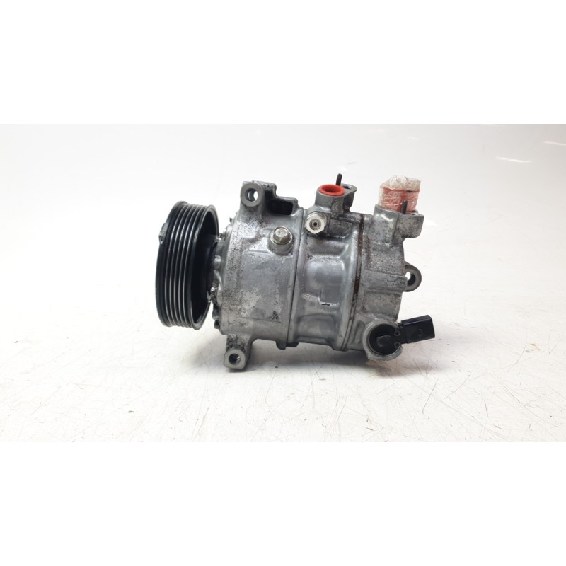 Recambio de compresor aire acondicionado para volkswagen polo vi (aw1, bz1, ae1) 1.0 tsi referencia OEM IAM 5Q0820803K  