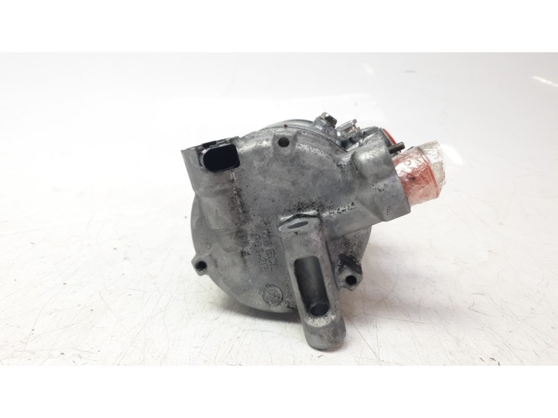 Recambio de compresor aire acondicionado para volkswagen polo vi (aw1, bz1, ae1) 1.0 tsi referencia OEM IAM 5Q0820803K  