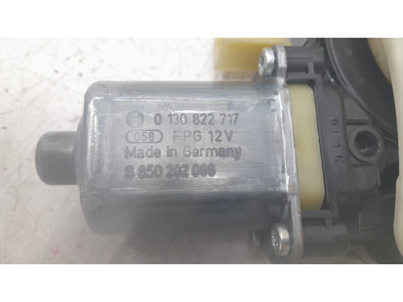 Recambio de elevalunas delantero izquierdo para seat leon (5f1) 1.6 tdi referencia OEM IAM 5F4837461D 0130822717 