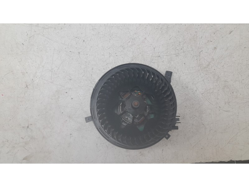 Recambio de ventilador calefaccion para seat leon (5f1) 1.6 tdi referencia OEM IAM 5Q1819021B MT1018602M 2025310/2405310/2455310