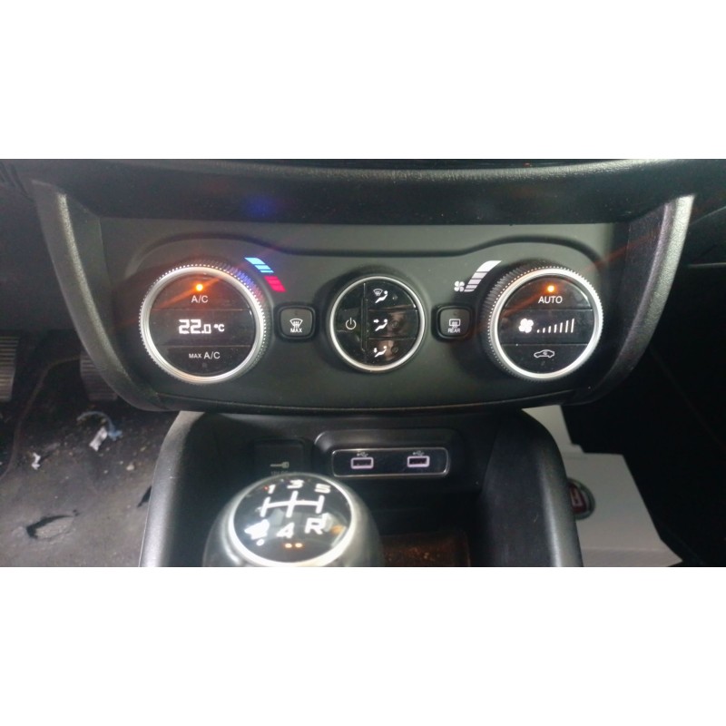 Recambio de mando climatizador para fiat tipo station wagon (356_, 357_) 1.3 d (356wxh1a) referencia OEM IAM   