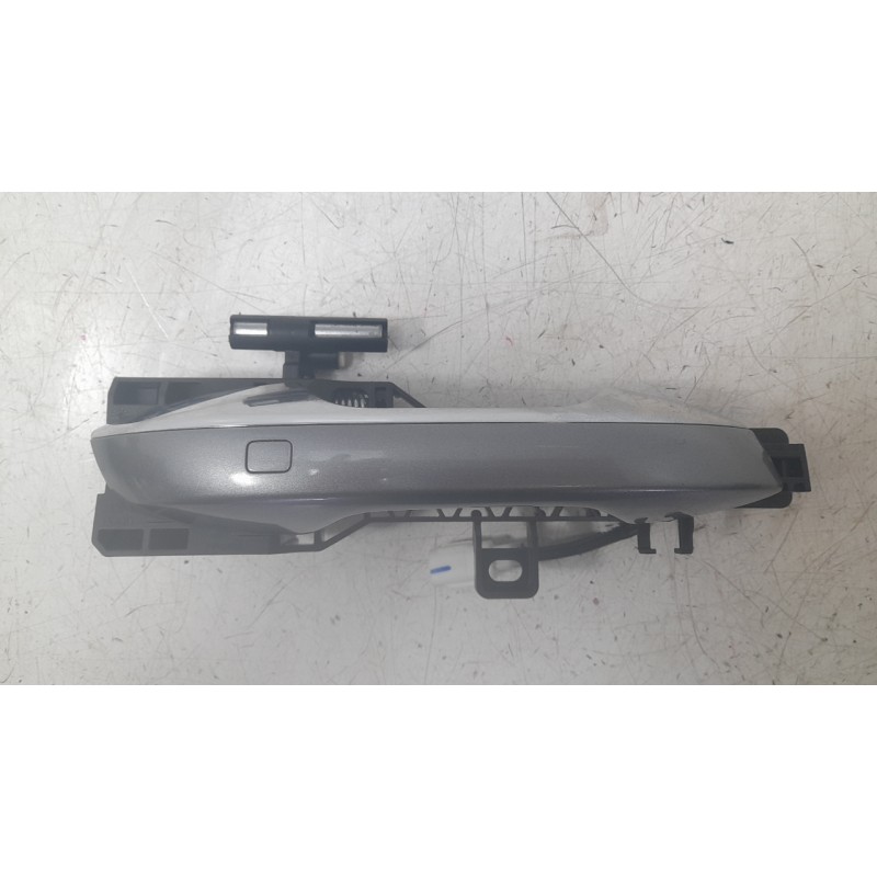 Recambio de maneta exterior delantera derecha para byd seal u 1.5 plug-in hybrid awd referencia OEM IAM SA3F6205109  