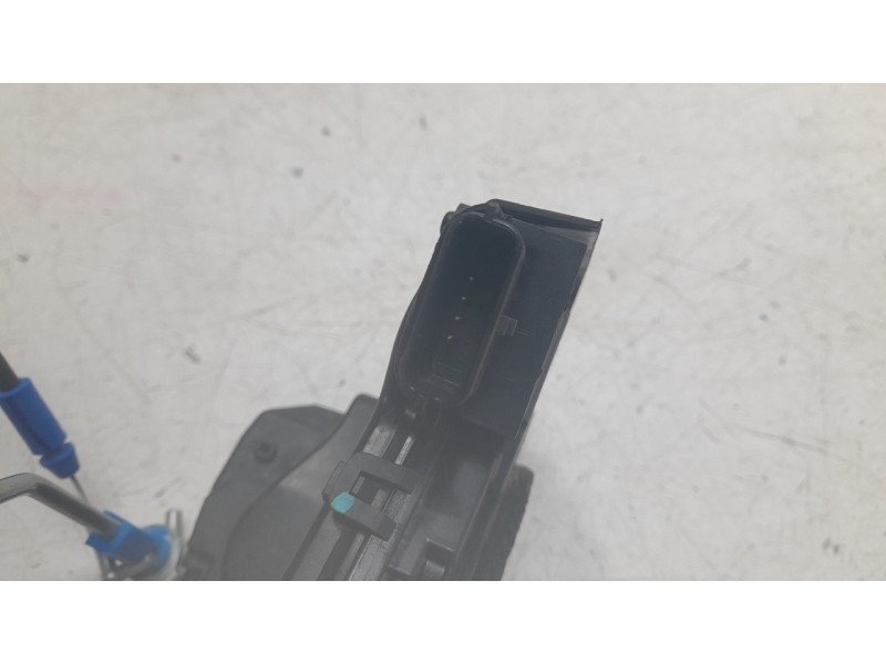 Recambio de cerradura puerta delantera derecha para byd seal u 1.5 plug-in hybrid awd referencia OEM IAM SA3F6105209V  