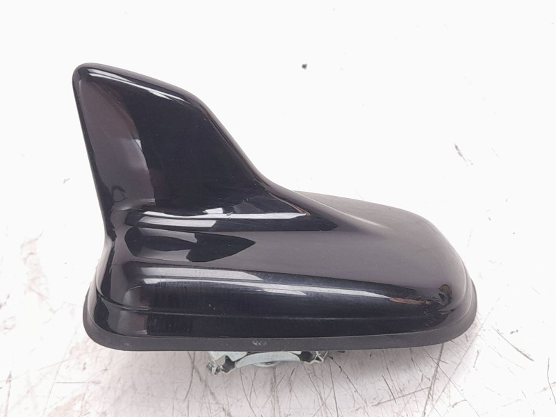 Recambio de antena para audi q3 sportback (f3n) 35 tdi referencia OEM IAM 4M0035503R  