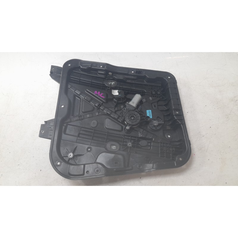 Recambio de elevalunas delantero derecho para byd seal u 1.5 plug-in hybrid awd referencia OEM IAM SA3F6104209V  