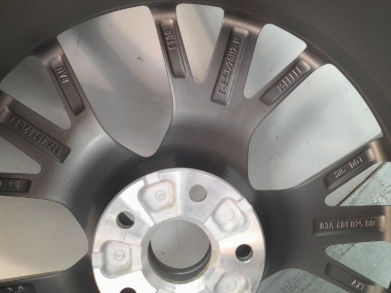 Recambio de juego llantas para audi q3 sportback (f3n) 35 tdi referencia OEM IAM 83A601025BA  