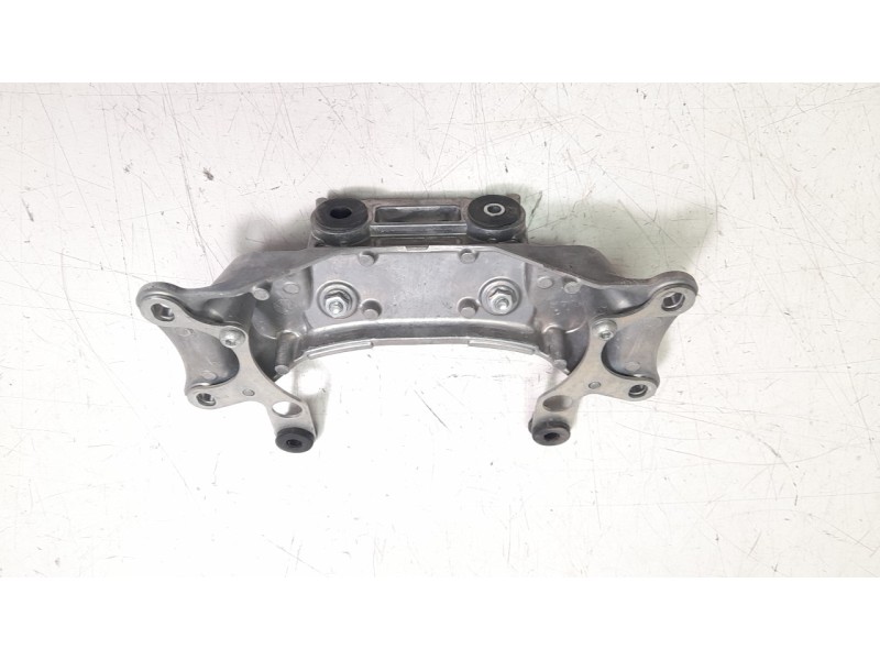 Recambio de soporte motor para yamaha tracer tracer 9 (rn70) referencia OEM IAM B5U2413Y0000  