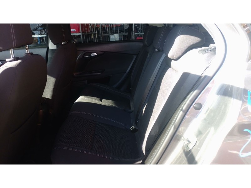 Recambio de juego asientos completo para fiat tipo station wagon (356_, 357_) 1.3 d (356wxh1a) referencia OEM IAM   