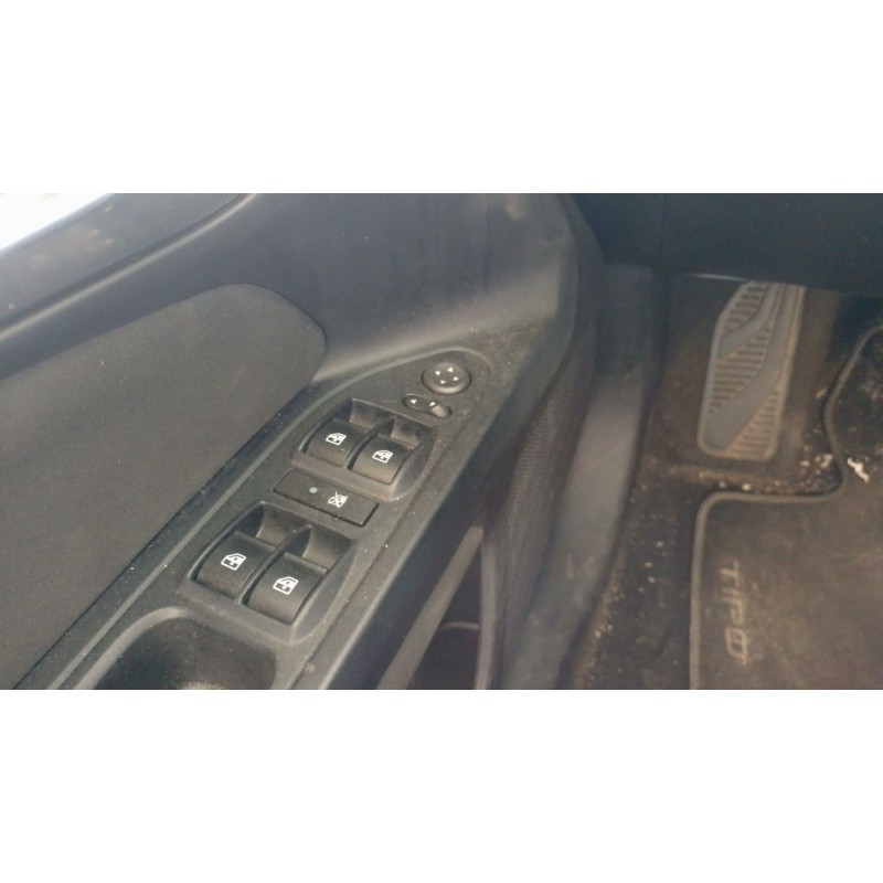 Recambio de mando elevalunas delantero izquierdo para fiat tipo station wagon (356_, 357_) 1.3 d (356wxh1a) referencia OEM IAM  