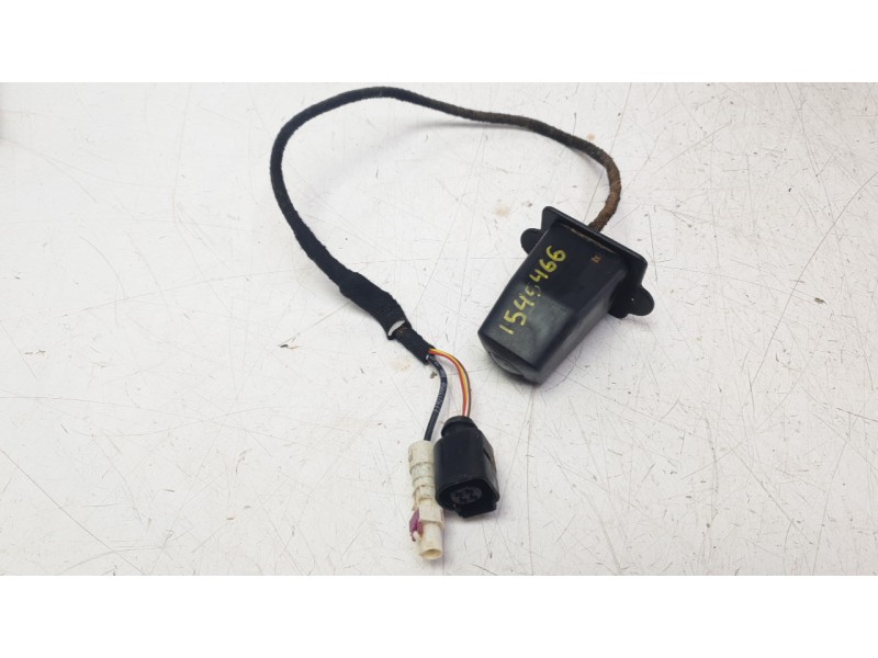 Recambio de camara vision trasera para volkswagen amarok referencia OEM IAM 2H6980554  