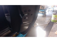 CERRADURA PUERTA TRASERA DERECHA 51987603 