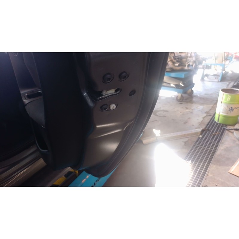 Recambio de cerradura puerta trasera derecha para fiat tipo station wagon (356_, 357_) 1.3 d (356wxh1a) referencia OEM IAM   