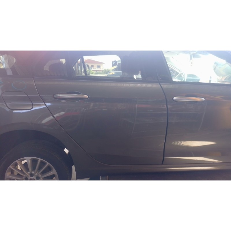 Recambio de puerta trasera derecha para fiat tipo station wagon (356_, 357_) 1.3 d (356wxh1a) referencia OEM IAM   
