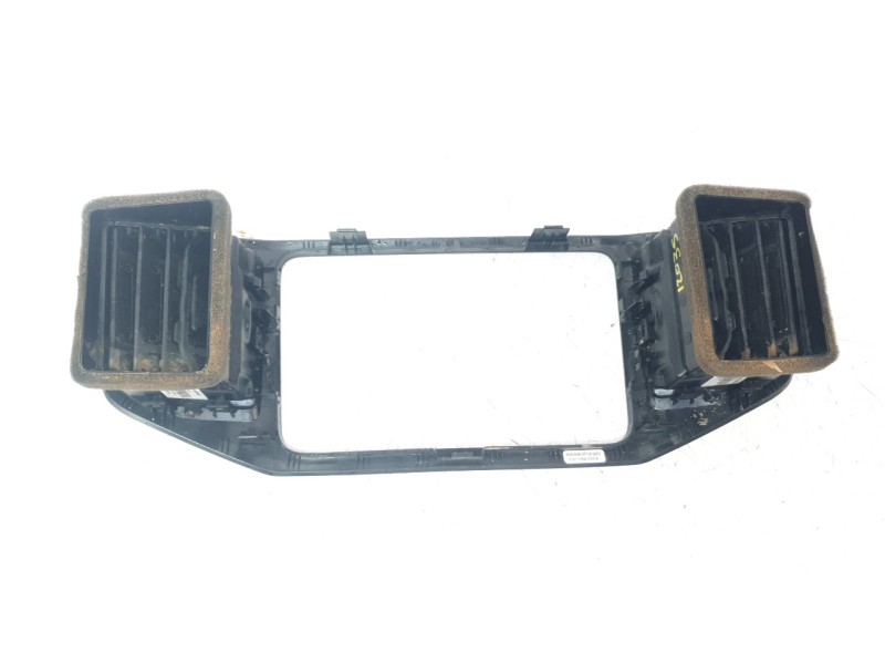 Recambio de rejilla aireadora para volkswagen amarok referencia OEM IAM 2H6819383A  