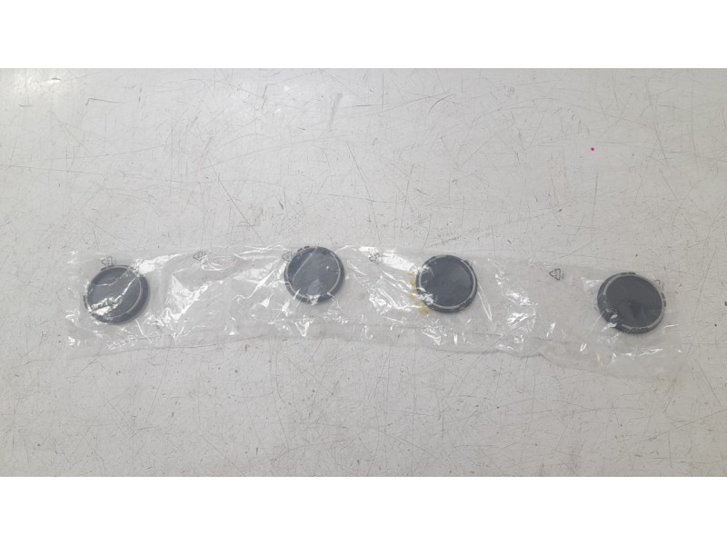 Recambio de tapacubos para audi q3 sportback (f3n) 35 tdi referencia OEM IAM 81A601170  