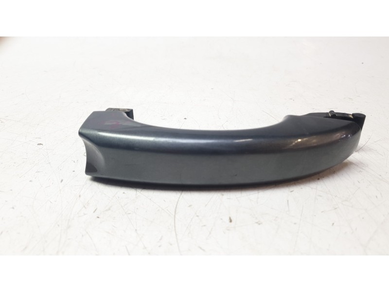 Recambio de maneta exterior delantera derecha para volkswagen amarok referencia OEM IAM 2H0837209  