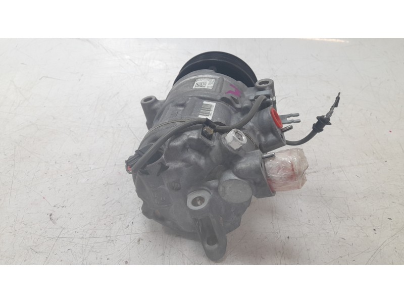 Recambio de compresor aire acondicionado para volkswagen amarok referencia OEM IAM 2H6820803 447150 