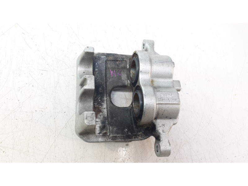 Recambio de pinza de freno delantera derecha para volkswagen amarok referencia OEM IAM 69215M10  