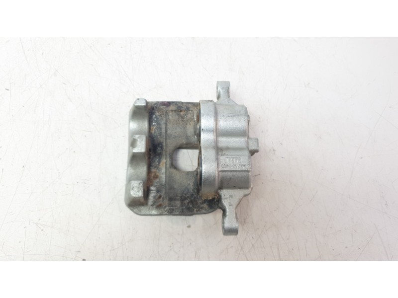 Recambio de pinza de freno delantera derecha para volkswagen amarok referencia OEM IAM 69215M10  