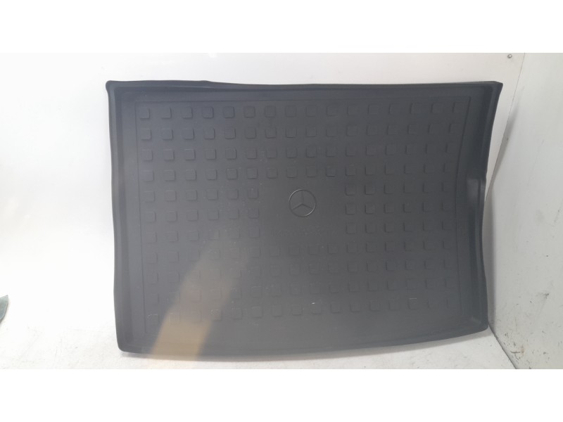Recambio de alfombra maletero para mercedes-benz b-klasse (bm 247) b 200 d referencia OEM IAM A2478140000  